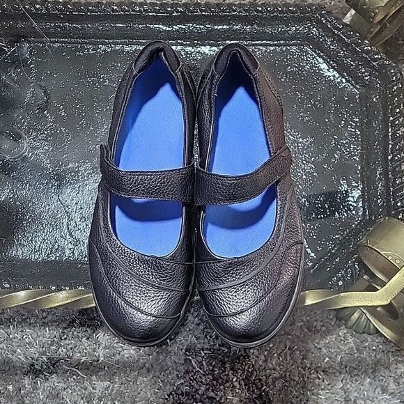 APEX SLIP RESISTANT  VELCRO STRAP ROUND TOE MARY JANE STYLE SHOE - Picture 4 of 15